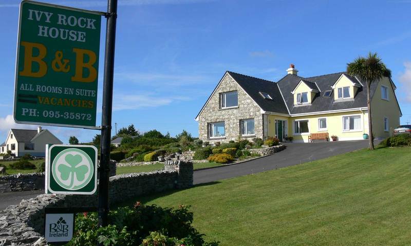 Ivy Rock House B&B Roundstone Esterno foto